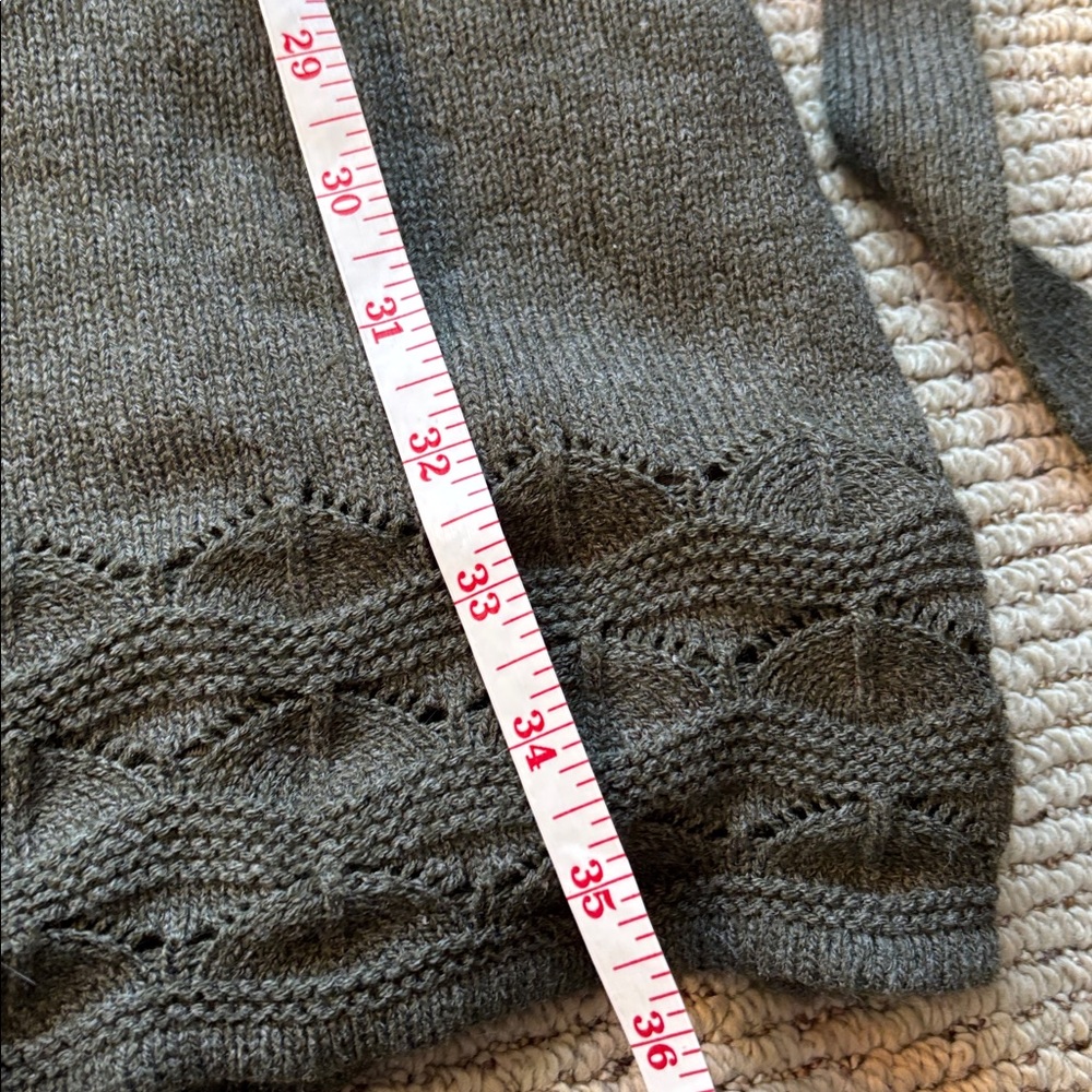 MAGGY LONDON cozy sweater dress. Olive green. Crochet sleeves and hem. Size xl - Picture 10 of 10